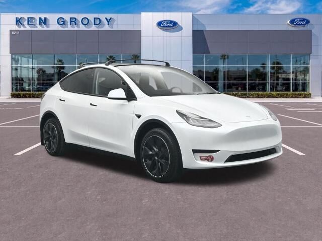 2023 Tesla Model Y Long Range