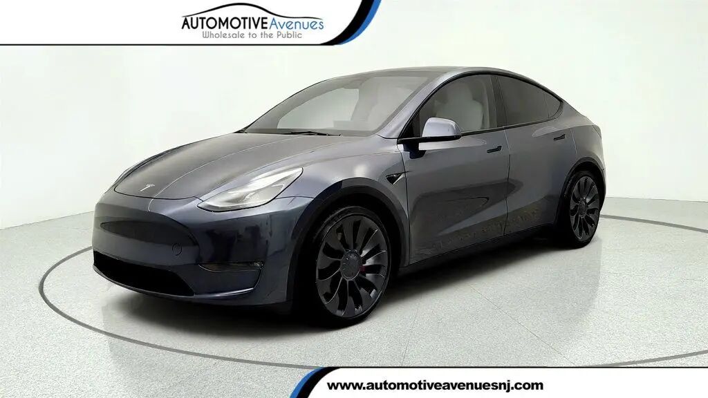 2023 Tesla Model Y Performance