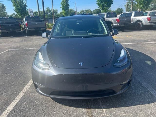 2025 Tesla Model Y Performance