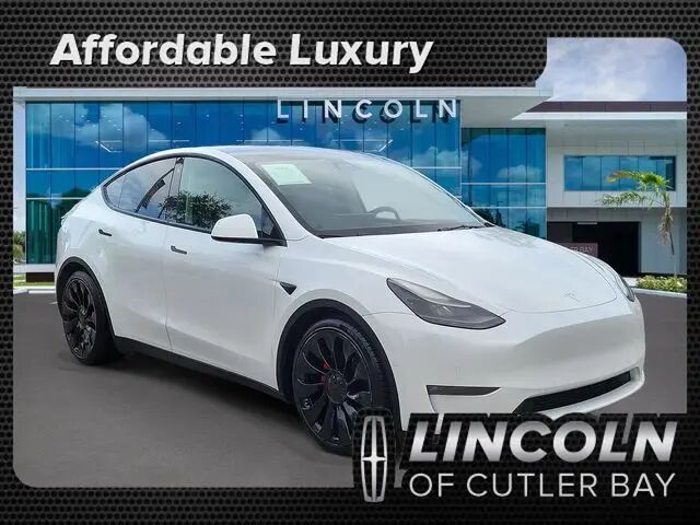 2022 Tesla Model Y Performance — photo 1 of 13