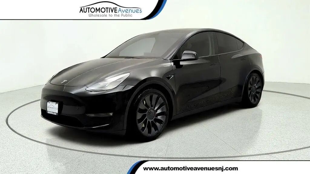2023 Tesla Model Y Performance