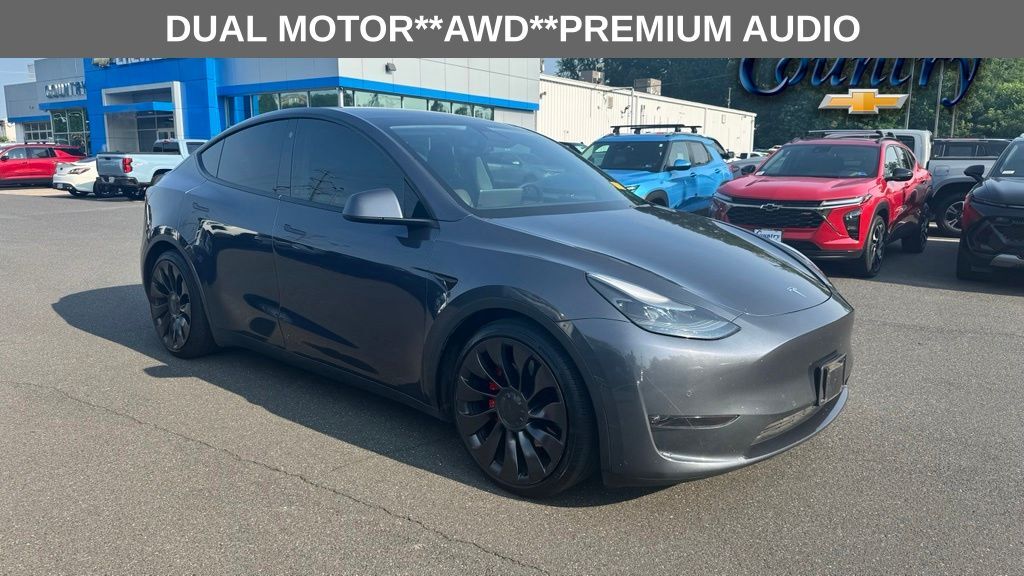 2022 Tesla Model Y Performance — photo 1 of 13
