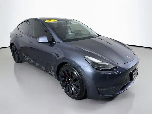 2023 Tesla Model Y Performance