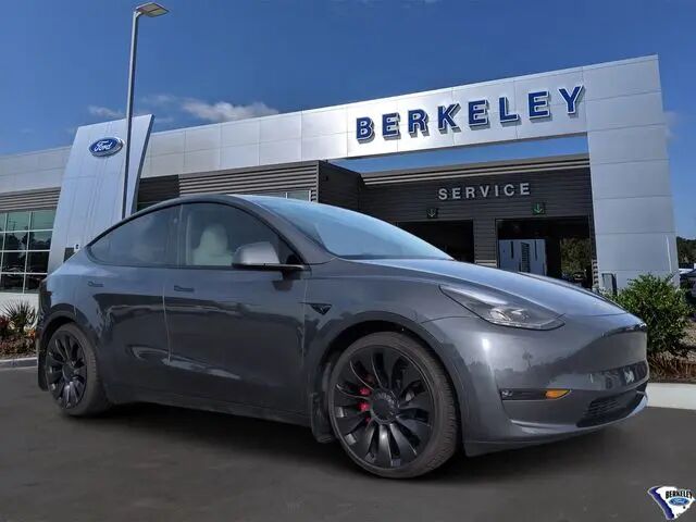 2023 Tesla Model Y Performance