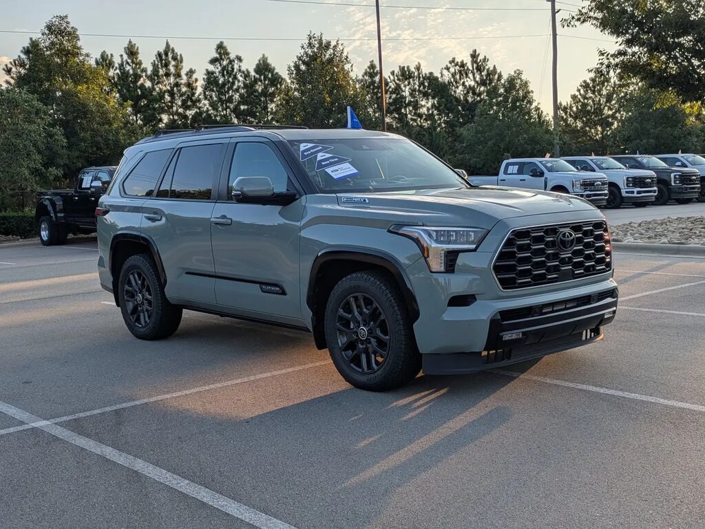 2024 Toyota Sequoia Platinum — photo 1 of 13