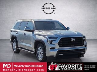 2025 Toyota Sequoia SR5