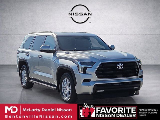2025 Toyota Sequoia SR5