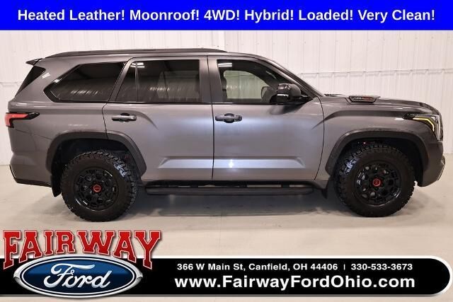 2024 Toyota Sequoia SR5