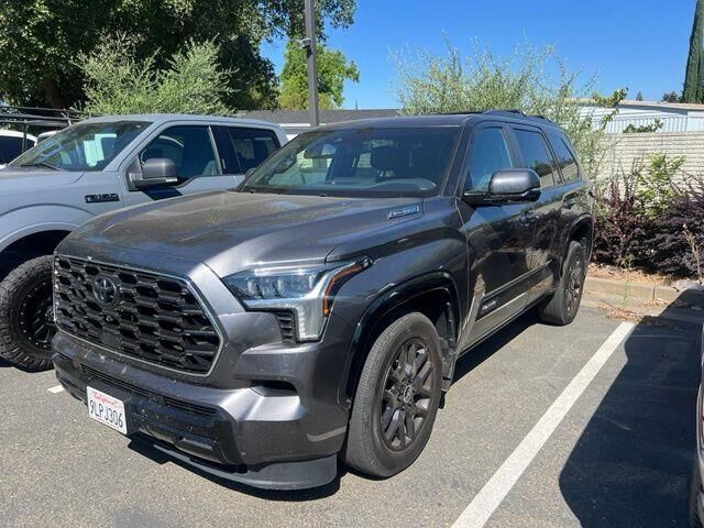 2024 Toyota Sequoia Platinum
