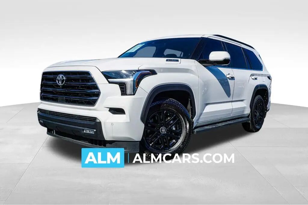 2025 Toyota Sequoia SR5 — photo 1 of 11