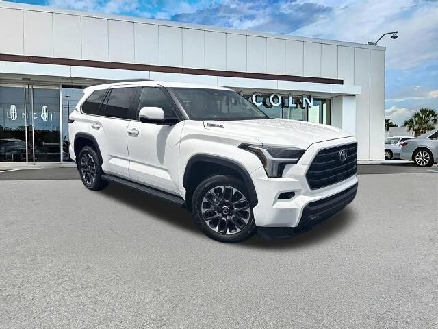 2024 Toyota Sequoia SR5