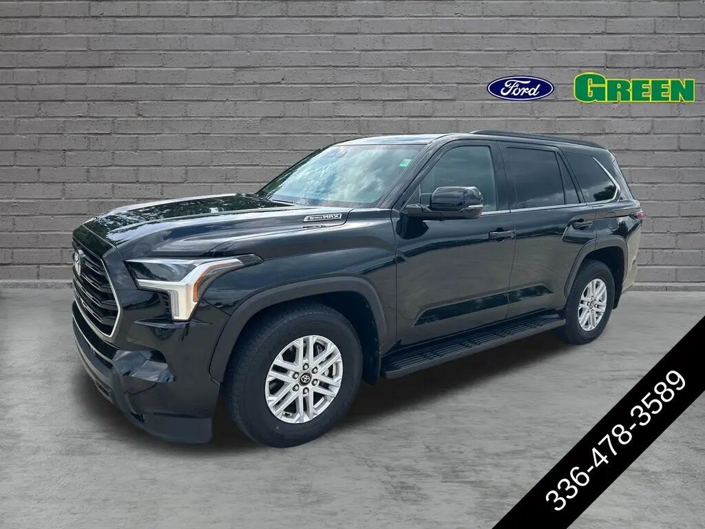 2025 Toyota Sequoia SR5 — photo 1 of 13