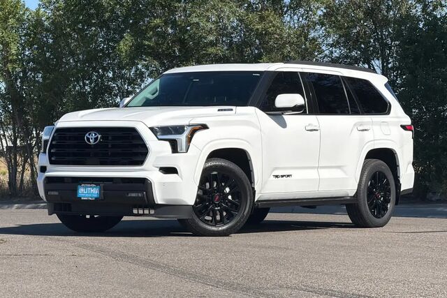 2023 Toyota Sequoia SR5