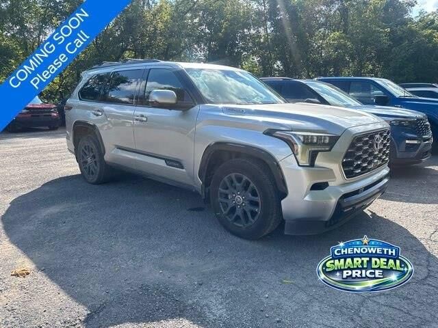 2023 Toyota Sequoia SR5