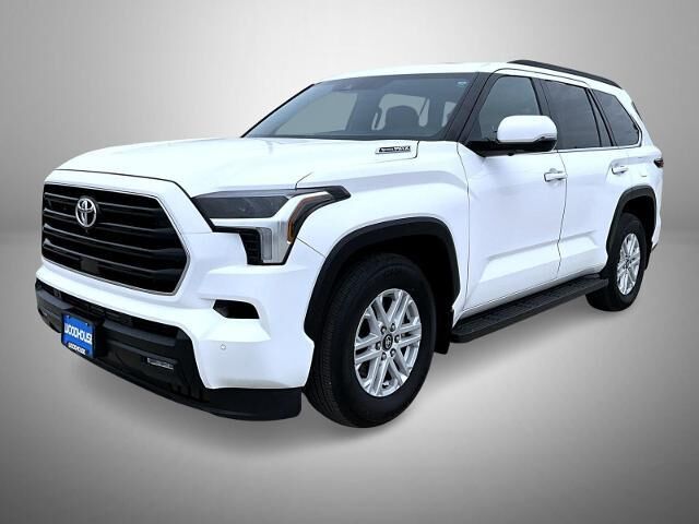 2025 Toyota Sequoia SR5