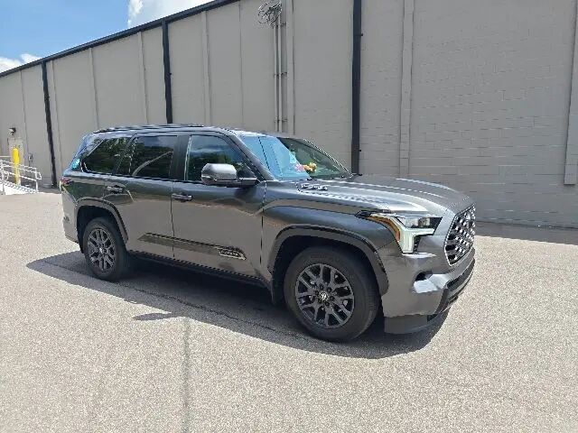 2025 Toyota Sequoia Platinum