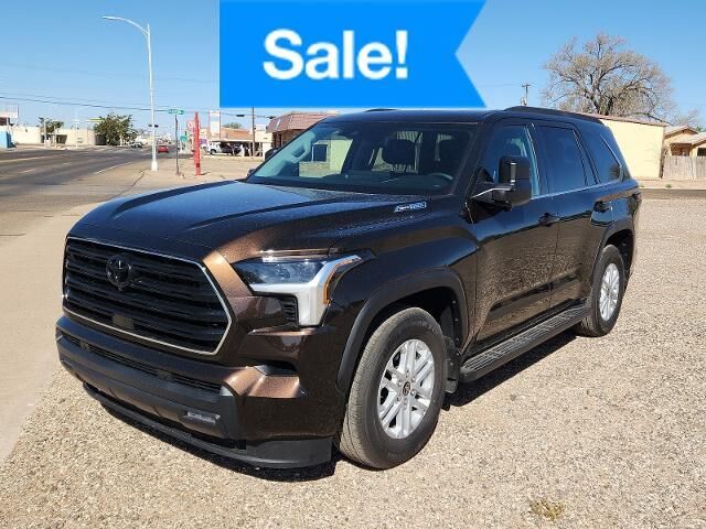 2023 Toyota Sequoia SR5