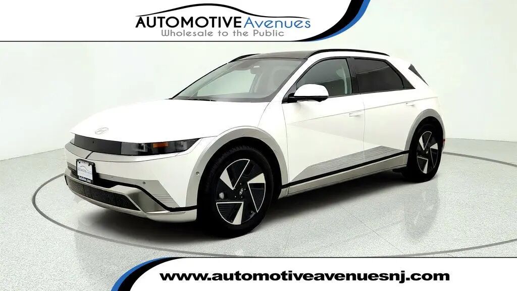 2025 Hyundai IONIQ 5 Limited — photo 1 of 13