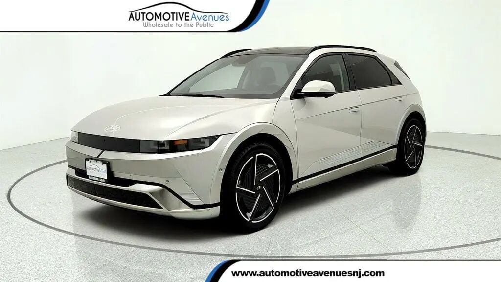 2025 Hyundai IONIQ 5 Limited — photo 1 of 13