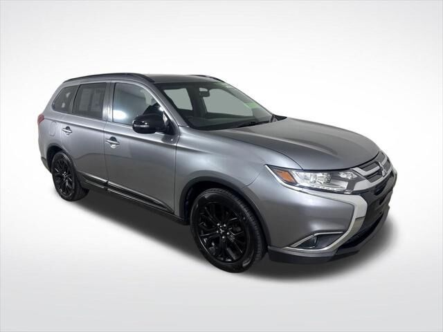 2018 Mitsubishi Outlander LE