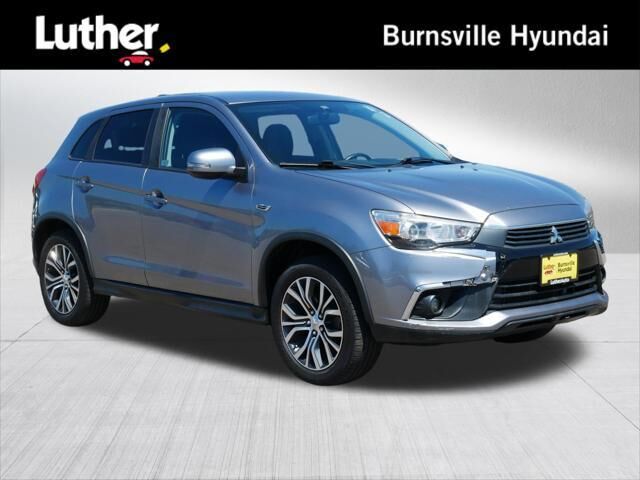 2017 Mitsubishi Outlander Sport LE — photo 1 of 13