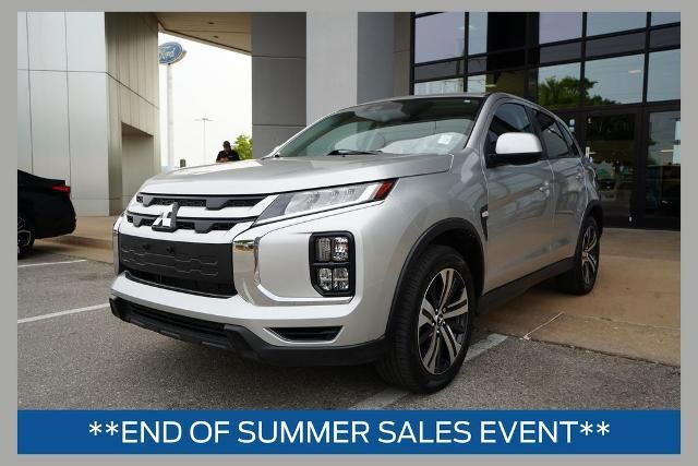 2025 Mitsubishi Outlander Sport S — photo 1 of 13