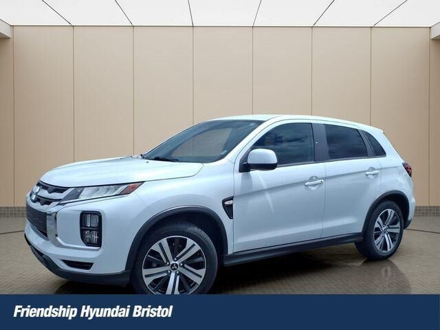 2024 Mitsubishi Outlander Sport S — photo 1 of 13