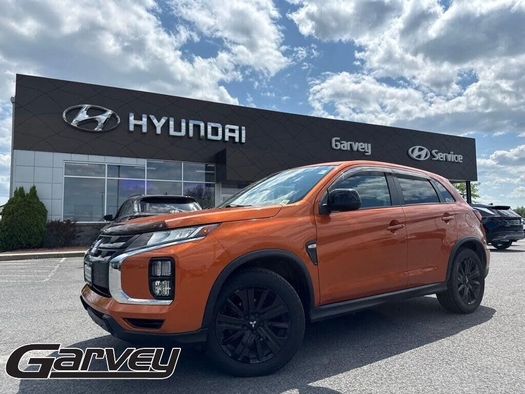 2022 Mitsubishi Outlander Sport LE
