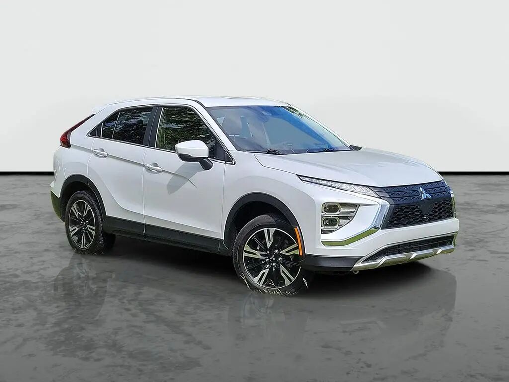 2025 Mitsubishi Eclipse Cross SE — photo 1 of 12