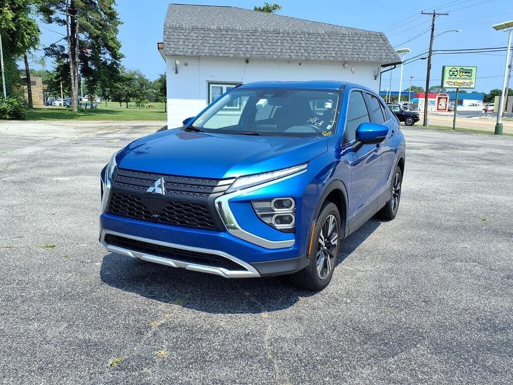 2024 Mitsubishi Eclipse Cross SE — photo 1 of 2