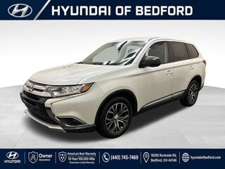 2017 Mitsubishi Outlander ES