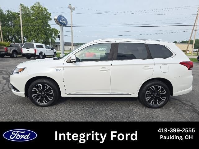 2018 Mitsubishi Outlander PHEV SEL
