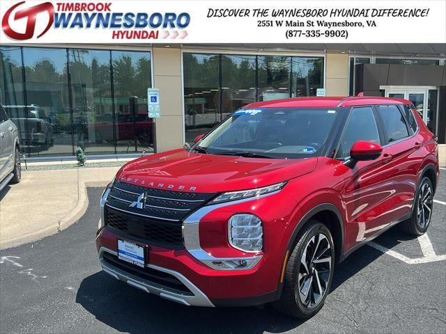 2023 Mitsubishi Outlander SE