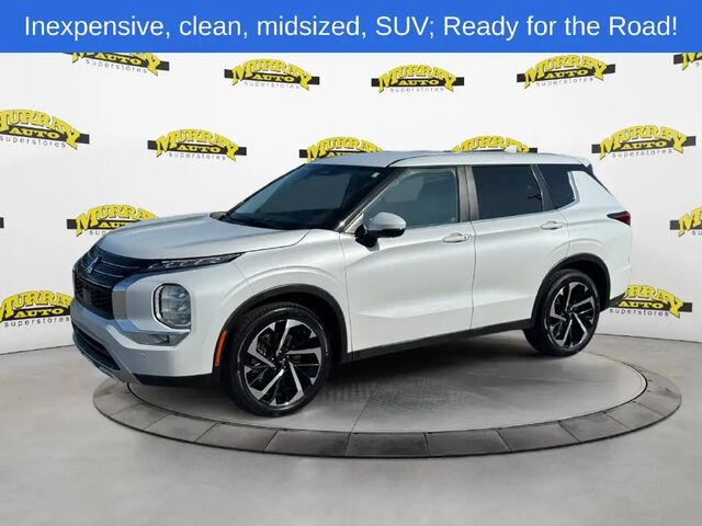 2023 Mitsubishi Outlander SE