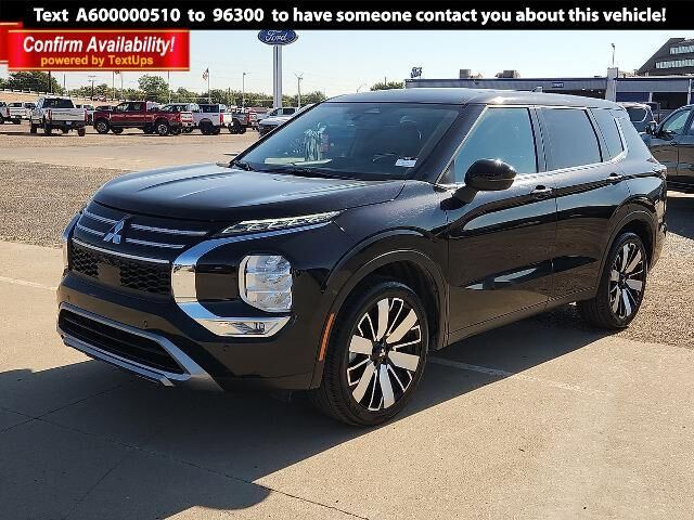 2025 Mitsubishi Outlander SE