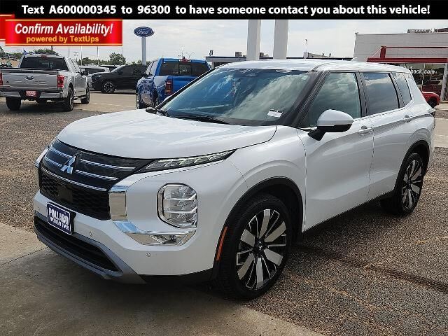 2025 Mitsubishi Outlander SE