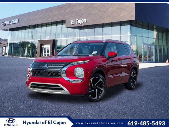 2023 Mitsubishi Outlander SE