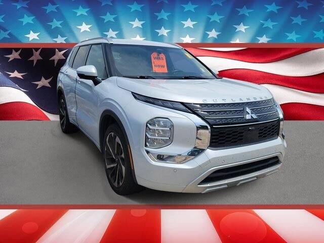 2024 Mitsubishi Outlander SEL