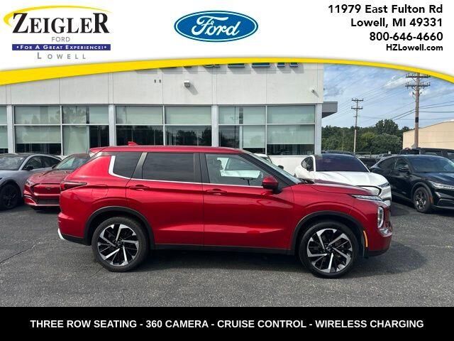 2024 Mitsubishi Outlander SE