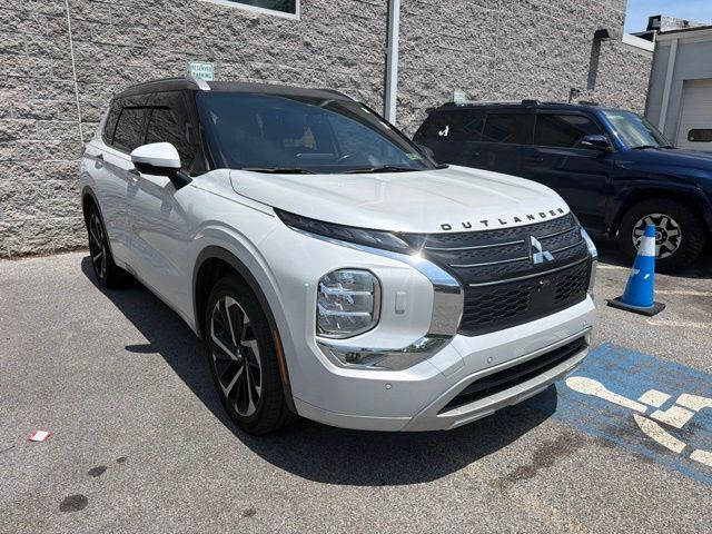 2022 Mitsubishi Outlander SEL