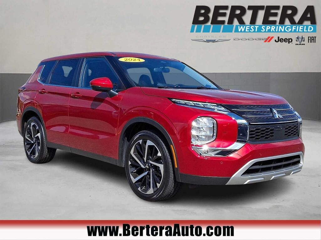2024 Mitsubishi Outlander SE — photo 1 of 1