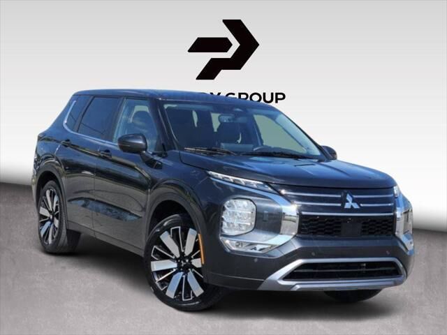 2025 Mitsubishi Outlander SE