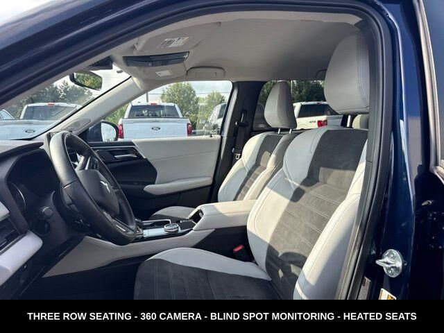 2025 Mitsubishi Outlander SE