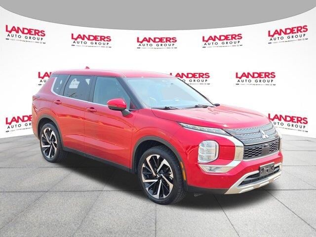 2024 Mitsubishi Outlander SE