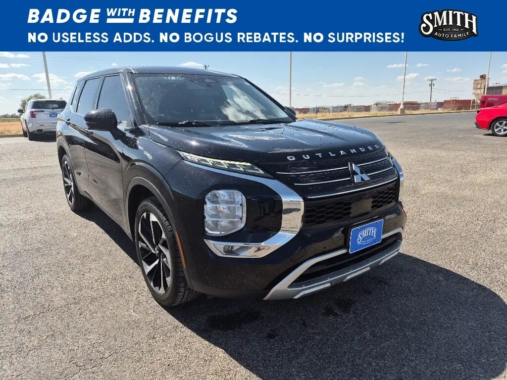 2024 Mitsubishi Outlander SE — photo 1 of 1