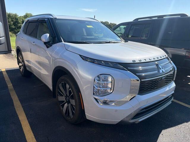 2026 Mitsubishi Outlander SEL
