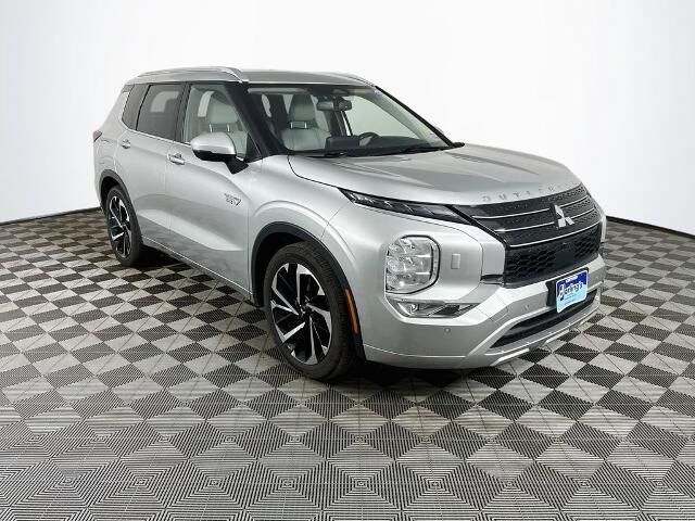 2023 Mitsubishi Outlander PHEV SEL