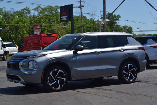 2023 Mitsubishi Outlander PHEV SEL