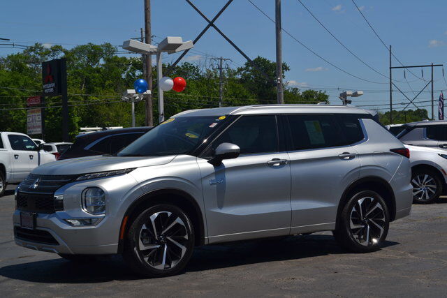 2023 Mitsubishi Outlander PHEV SEL