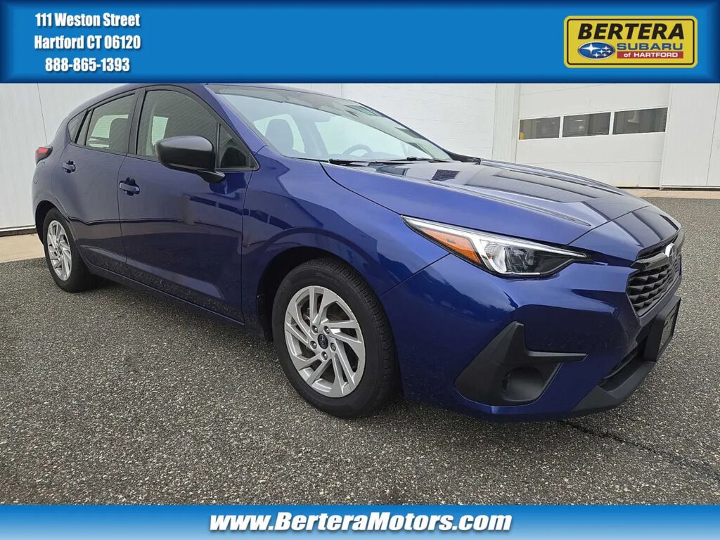 2024 Subaru Impreza Base — photo 1 of 1